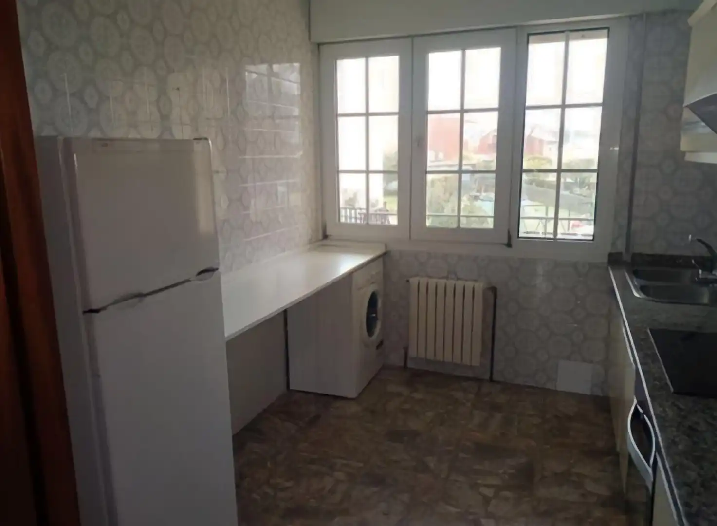 Cuina de Casa o xalet en venda en A Pobra do Caramiñal amb Moblat