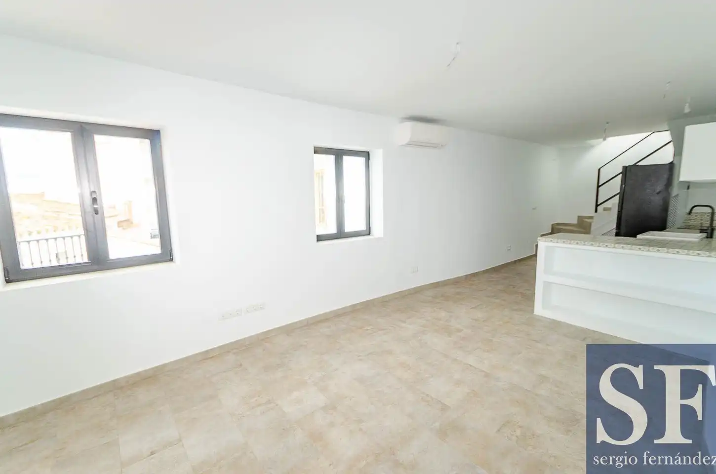 Casa adosada en venta en Sedella