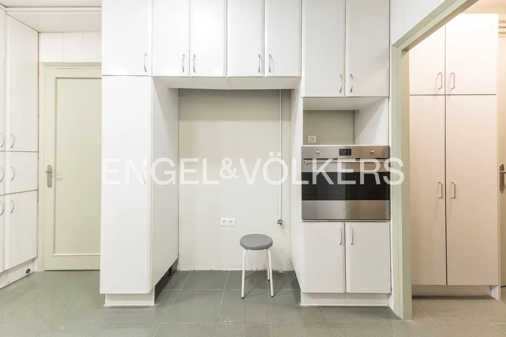 Küche von Wohnung zum Verkauf in Barcelona mit Klimaanlage, Heizung und Parkett