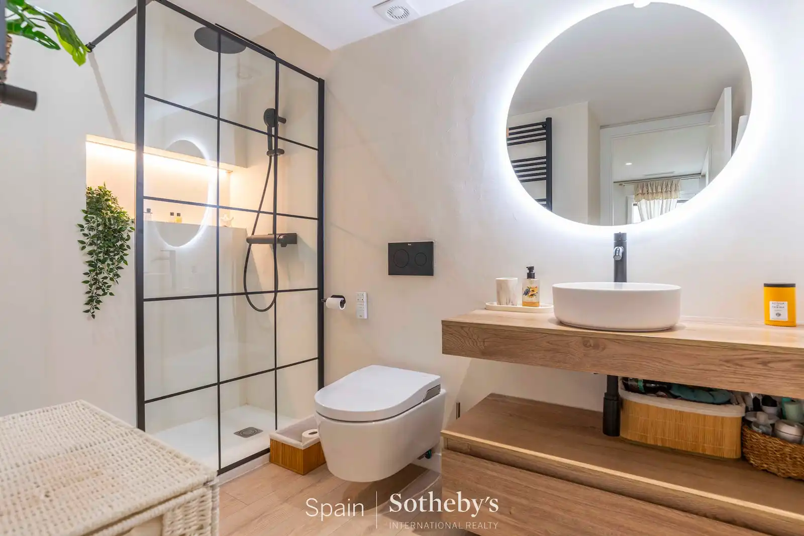 Bany de Apartament en venda en Madrid amb Aire condicionat, Calefacció i Terrassa