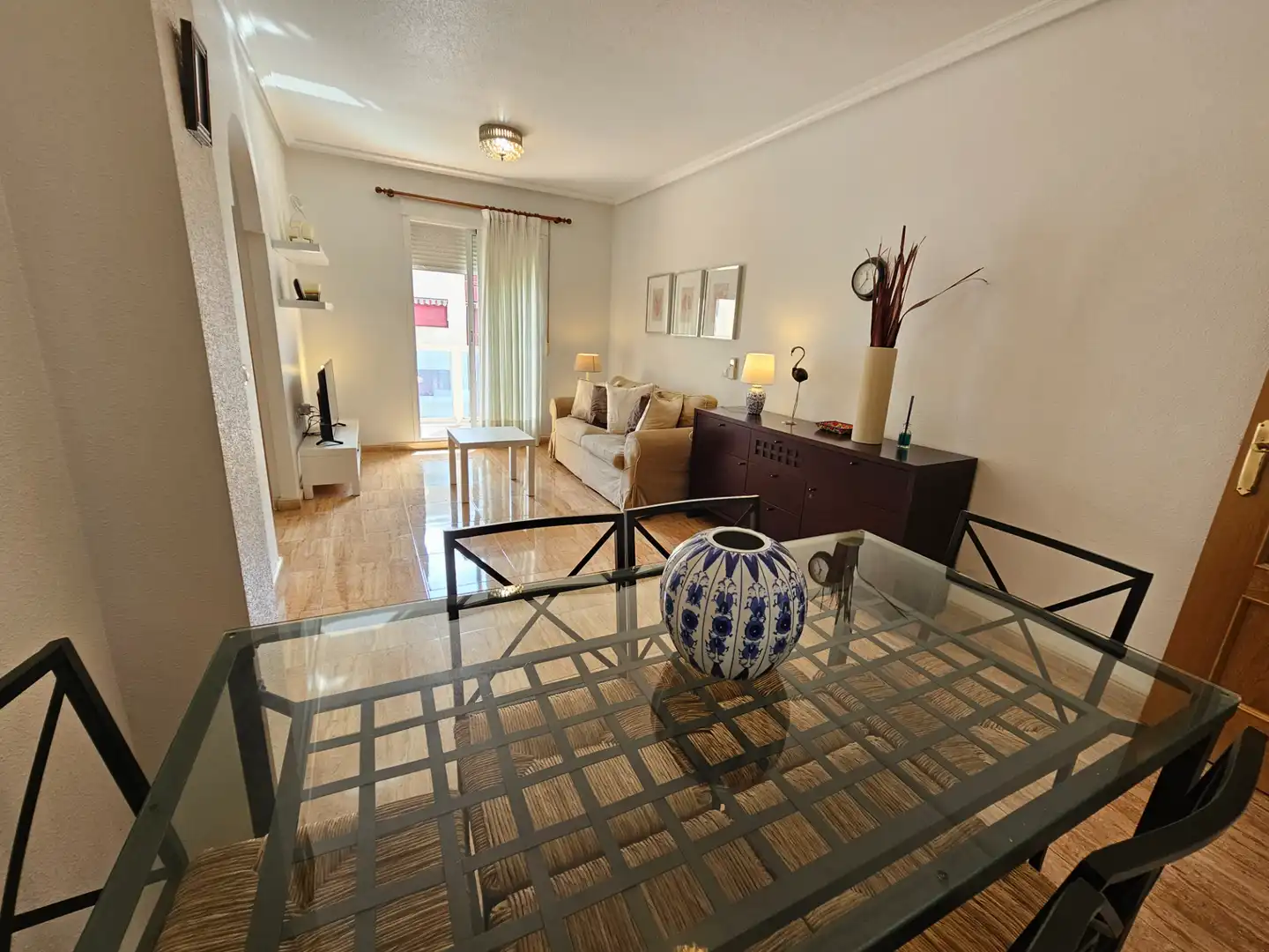 Wohnzimmer von Wohnungen zur Miete in San Pedro del Pinatar mit Klimaanlage, Heizung und Terrasse