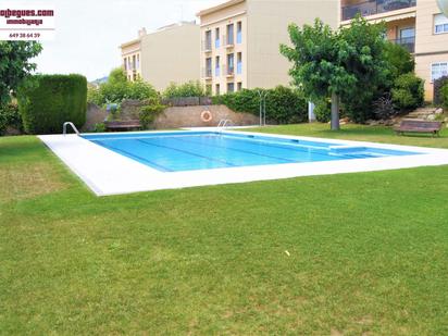 Swimming pool of Flat for sale in Begues  with Air Conditioner, Heating and Terrace