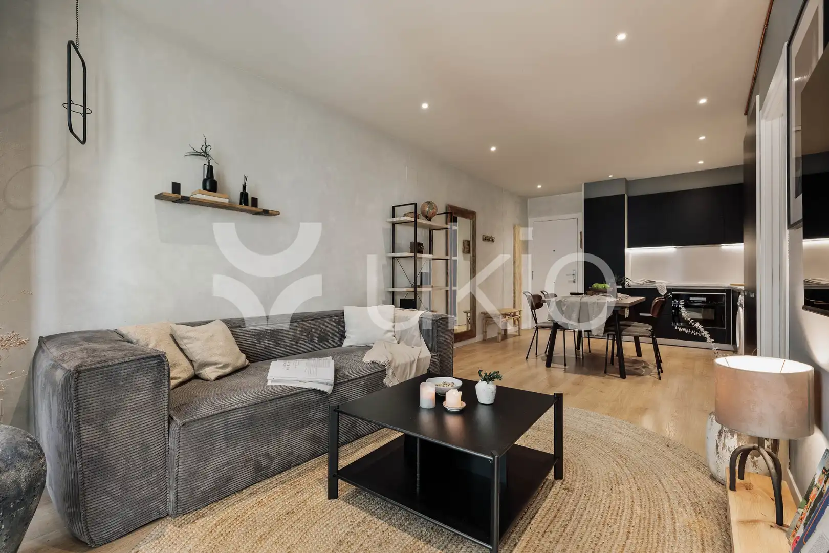 Apartamento con ascensor en alquiler en Carrer de Sicília