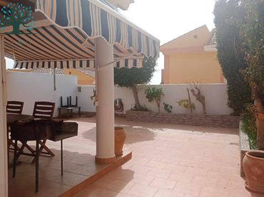 Duplex con balcone in vendita a Calle PUNTA MALA