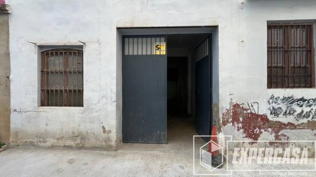 Local comercial en Alquiler en La Torre