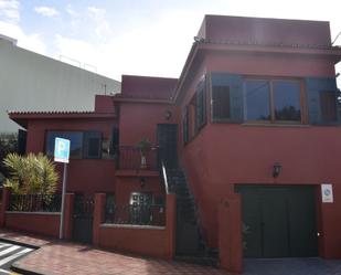 Vista exterior de Casa o xalet en venda en San Cristóbal de la Laguna amb Terrassa i Balcó