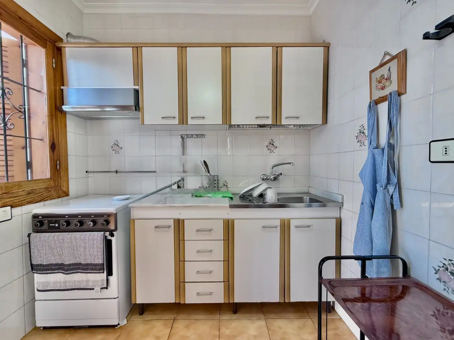 Cuina de Casa o xalet en venda en San Pedro del Pinatar amb Aire condicionat, Jardí privat i Terrassa