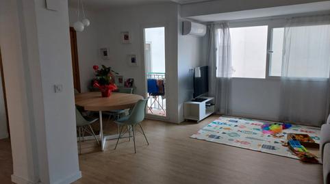 Foto 2 von Wohnung zur Miete in Carrer de Martí L'humà, La Petxina,  Valencia Capital