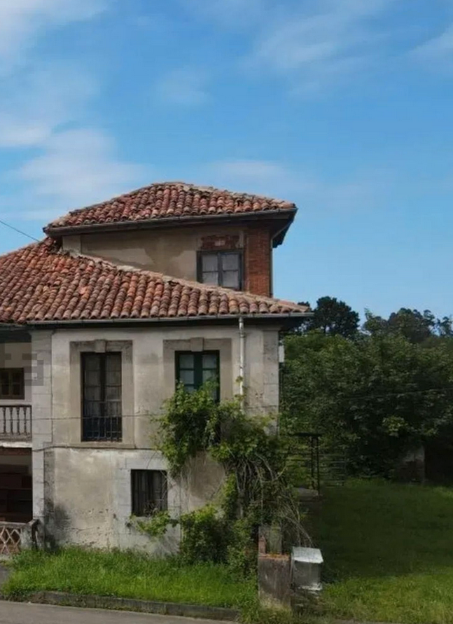 Vista exterior de Finca rústica en venda en Ribadesella amb Jardí privat, Terrassa i Balcó