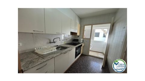 Foto 2 de Piso en venta en Avenida Caritat Serinyana, 27, Cadaqués, Girona