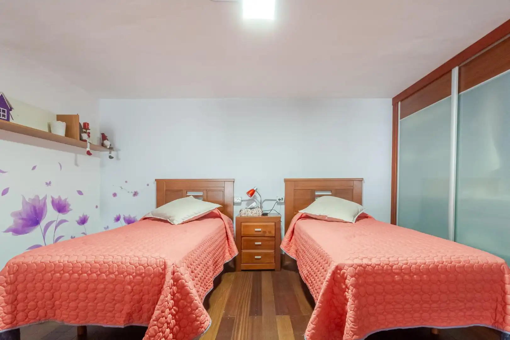 Dormitori de Casa o xalet en venda en Gáldar amb Moblat