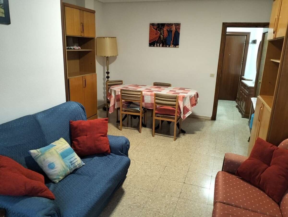 Living room of Flat to rent in Salamanca Capital  with Heating and Furnished