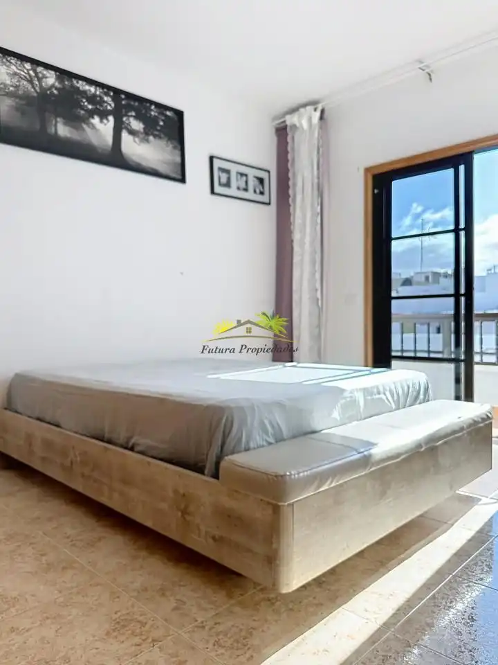 Dormitori de Casa o xalet en venda en Arrecife amb Terrassa