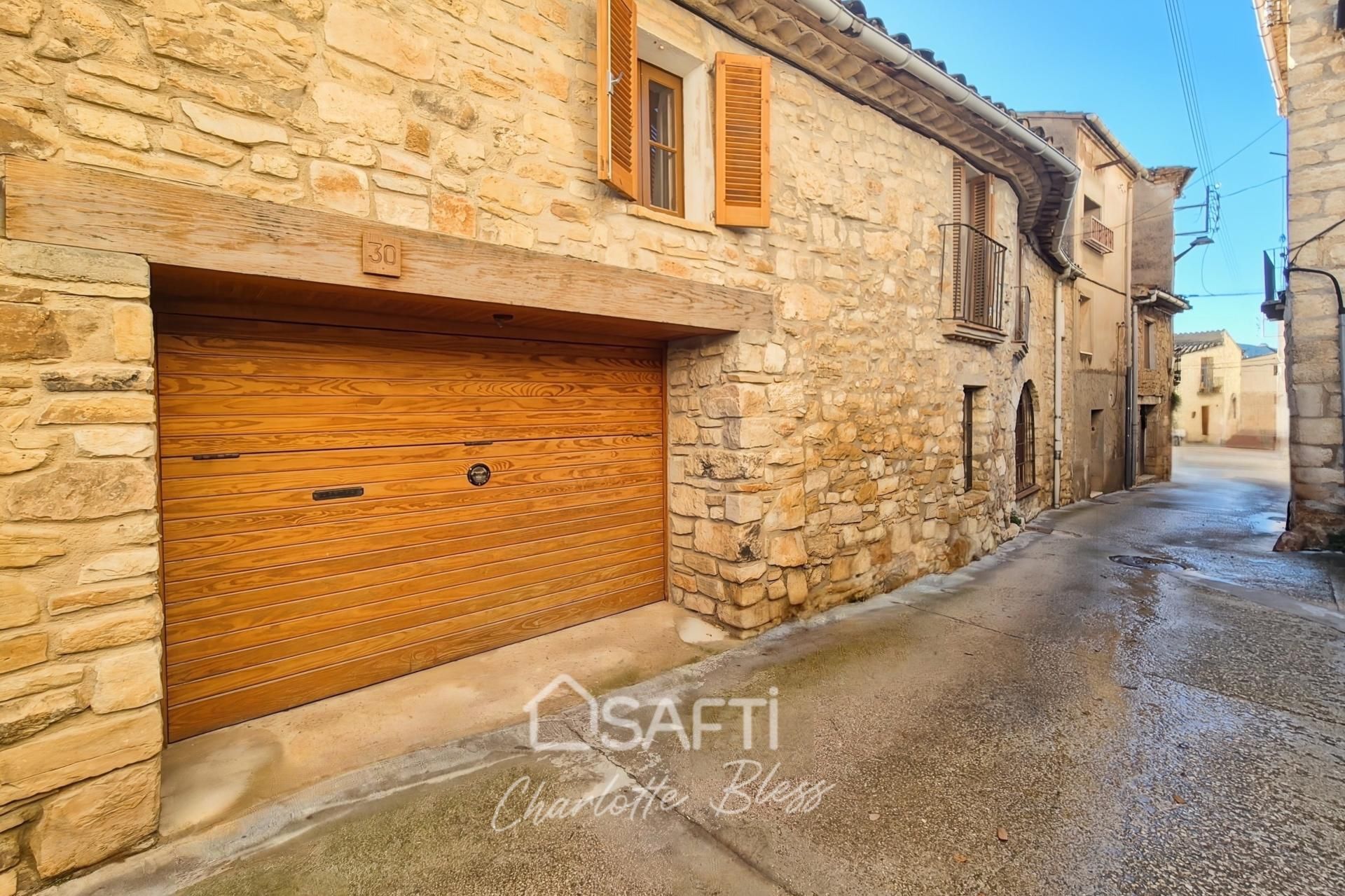 Vista exterior de Casa adosada en venda en La Torre de Claramunt