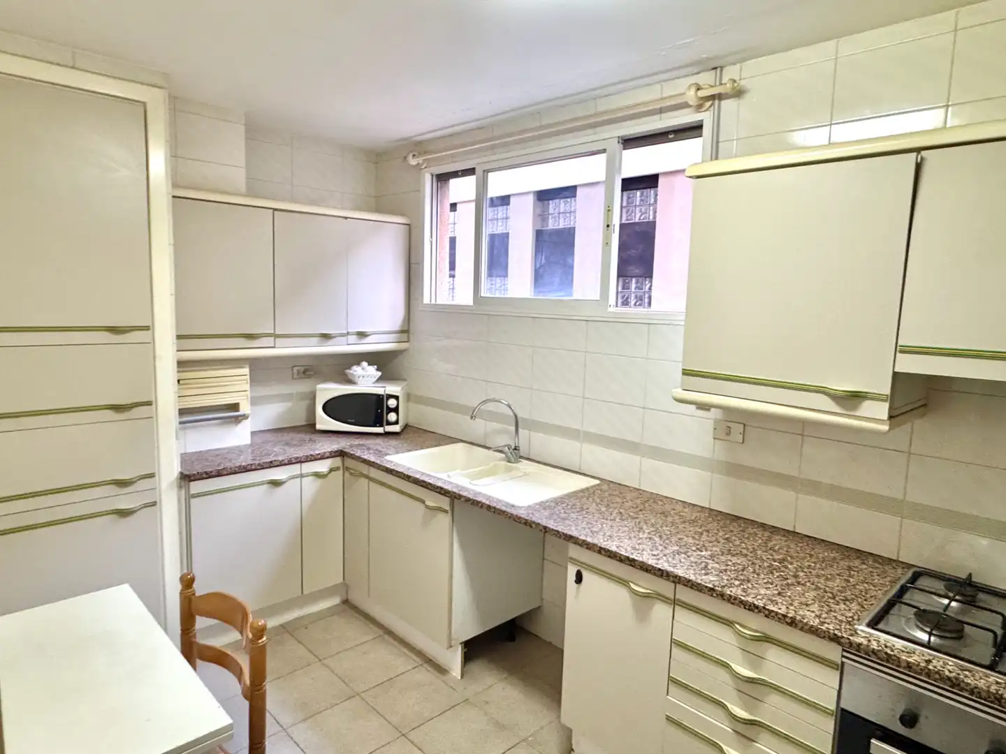Piso con ascensor en venta en Carrer d'Enmig 138, imagen 3