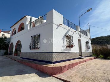 House for sale in Turre