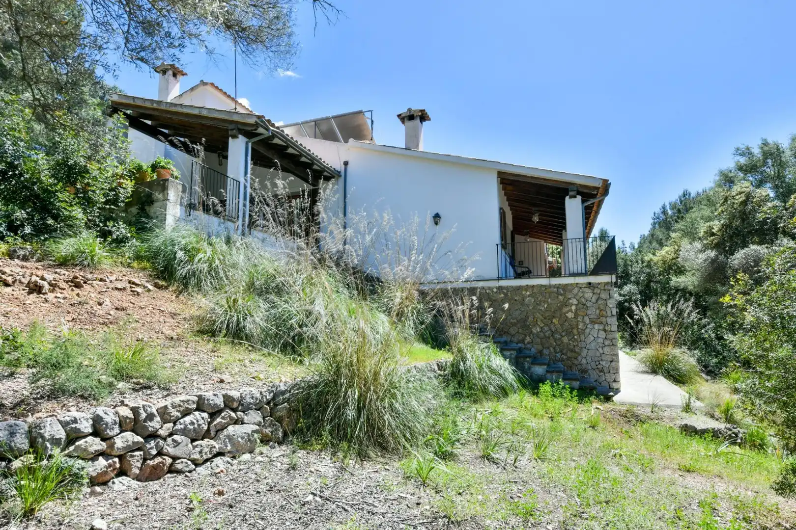 Vista exterior de Casa o xalet en venda en  Palma de Mallorca amb Aire condicionat, Calefacció i Jardí privat