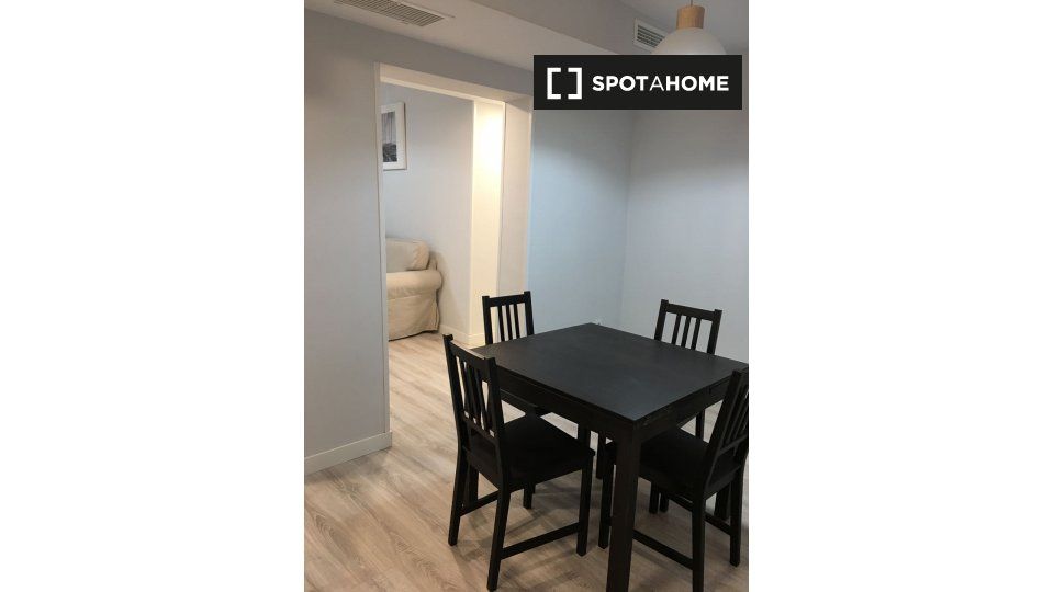 Piso de alquiler en Sol