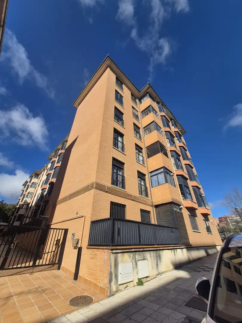 Vista exterior de Piso en venta en Ávila con Calefacción