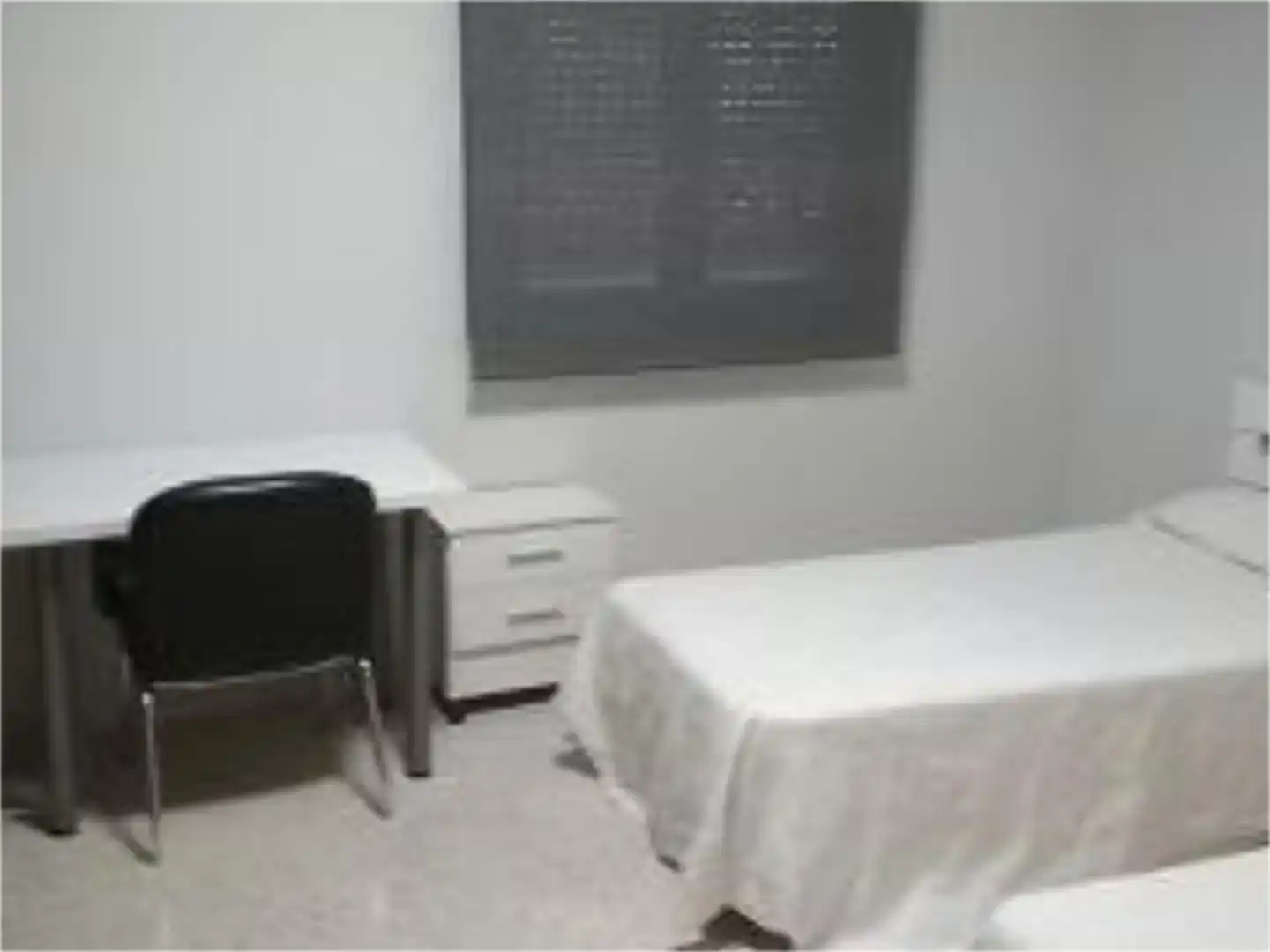 Schlafzimmer von Wohnung zur Miete in  Sevilla Capital mit Klimaanlage und Balkon