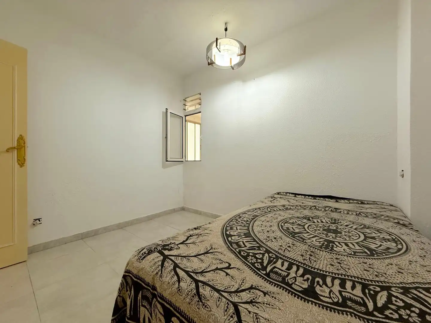 Habitación de Apartamento en venta en Benidorm