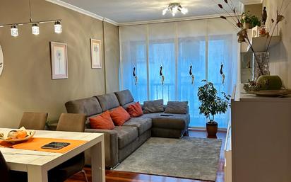 Living room of Flat for sale in Ames  with Heating, Parquet flooring and Storage room
