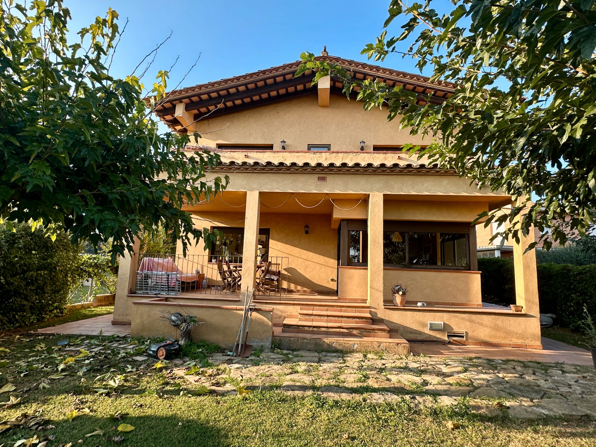 Exterior view of Houses for sale in Canet d'Adri  with Heating, Private garden and Parquet flooring