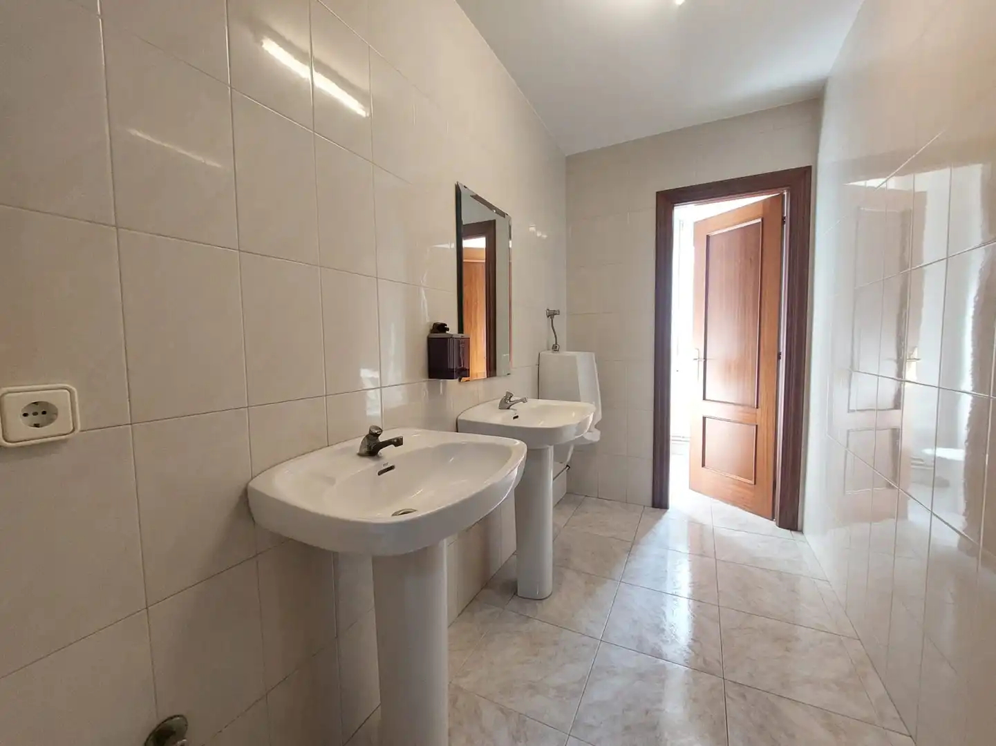 Baño de Local de alquiler en Camargo
