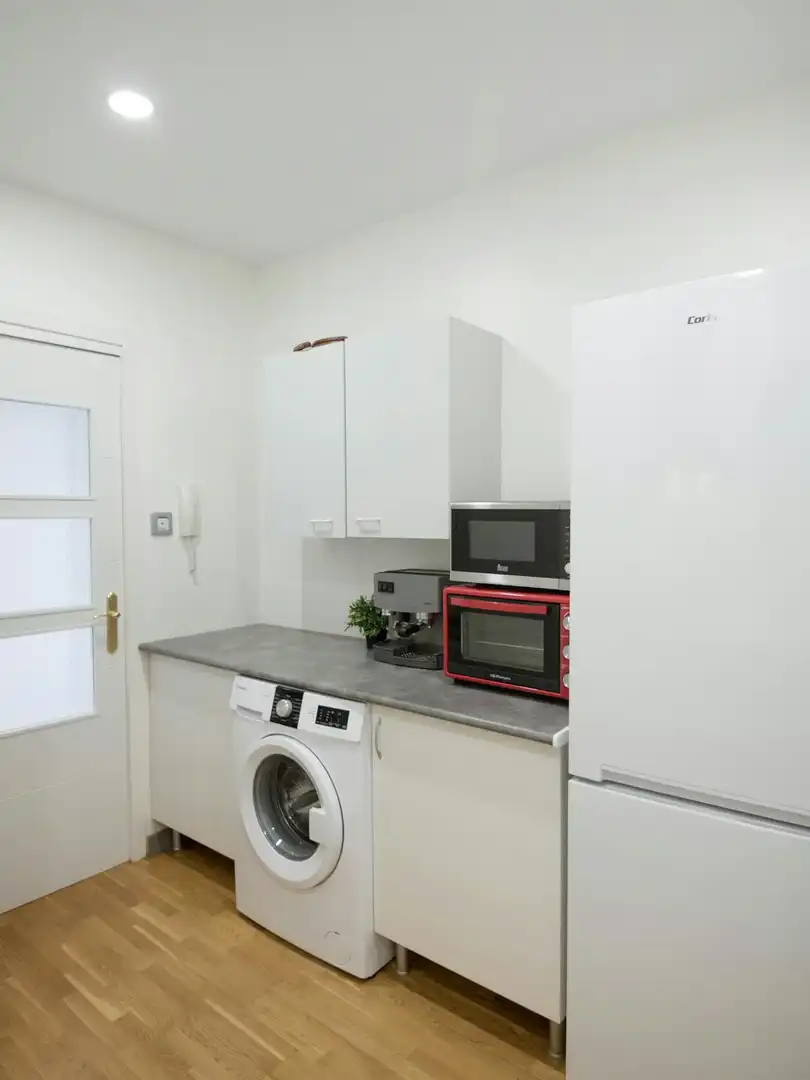 Küche von Wohnung zur Miete in Barcelona mit Klimaanlage, Heizung und Möbliert