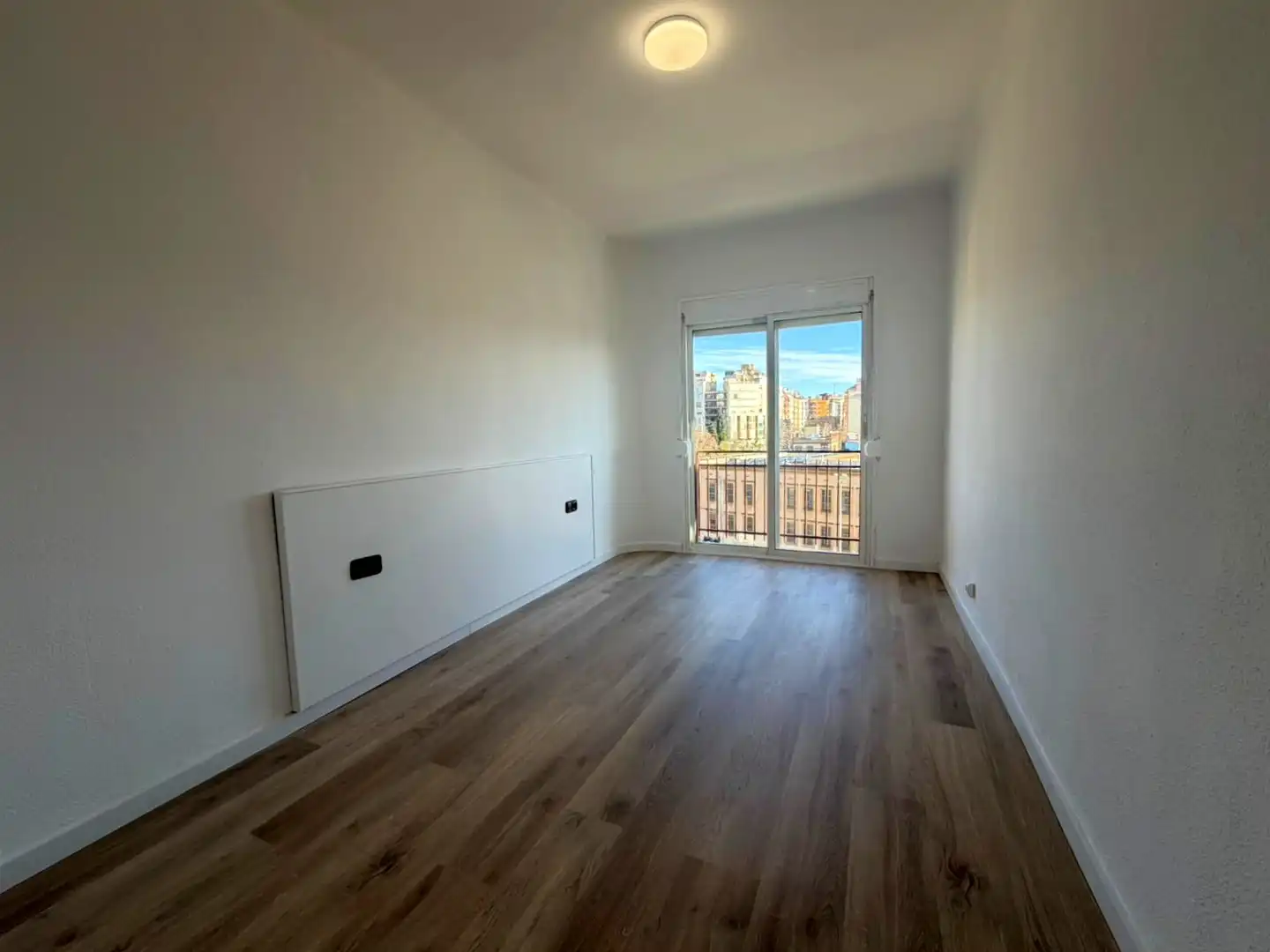 Habitación de Piso en venta en L'Hospitalet de Llobregat con Aire acondicionado, Parquet y Horno