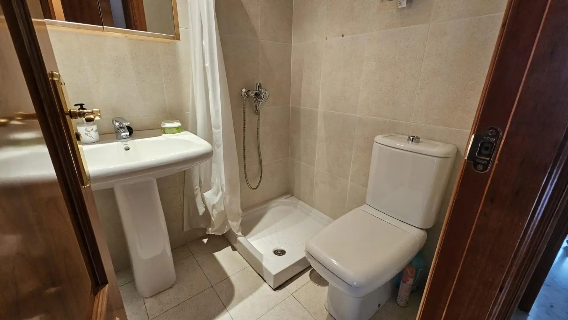 Baño de Piso en venta en Córdoba con Aire acondicionado