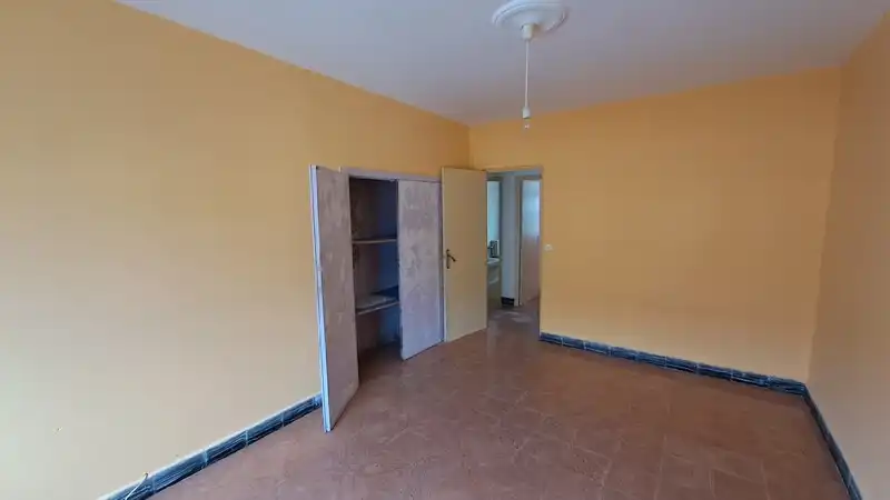Habitación de Piso en venta en Fene