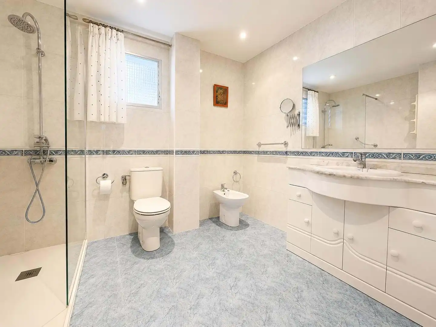 Baño de Piso en venta en Madrid con Aire acondicionado, Calefacción y Terraza