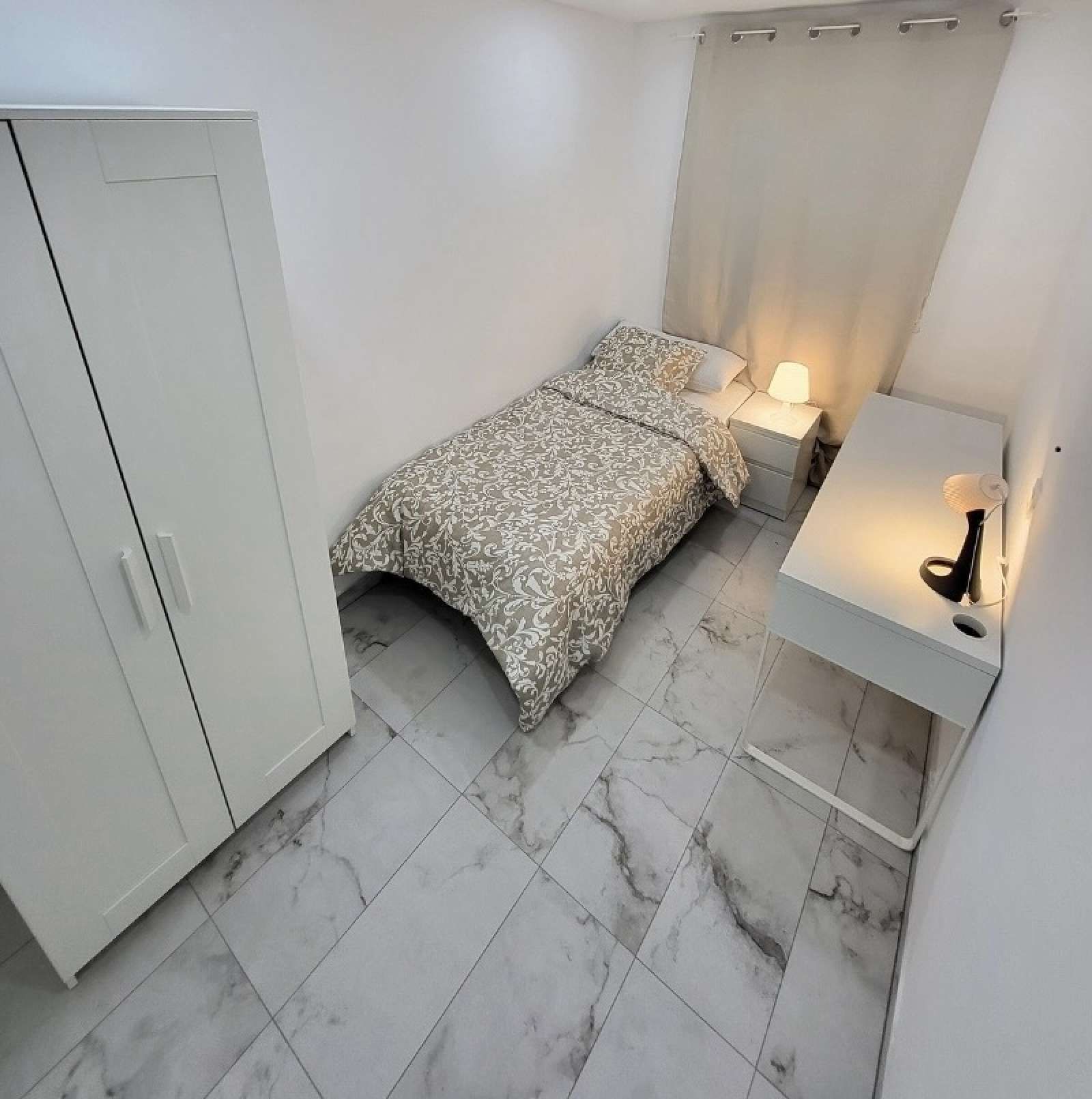 Bedroom of Flat to share in Cartagena  with Air Conditioner, Terrace and Furnished