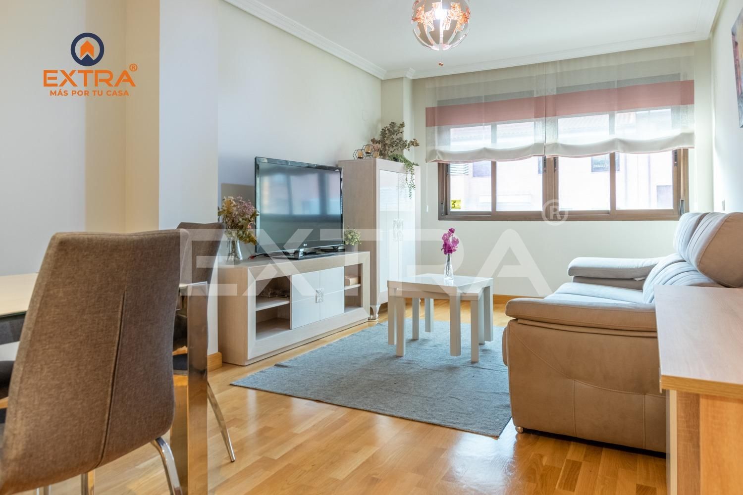 Living room of Flat for sale in  Madrid Capital  with Air Conditioner, Heating and Private garden