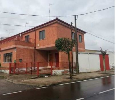 Exterior view of House or chalet for sale in Mojados  with Terrace