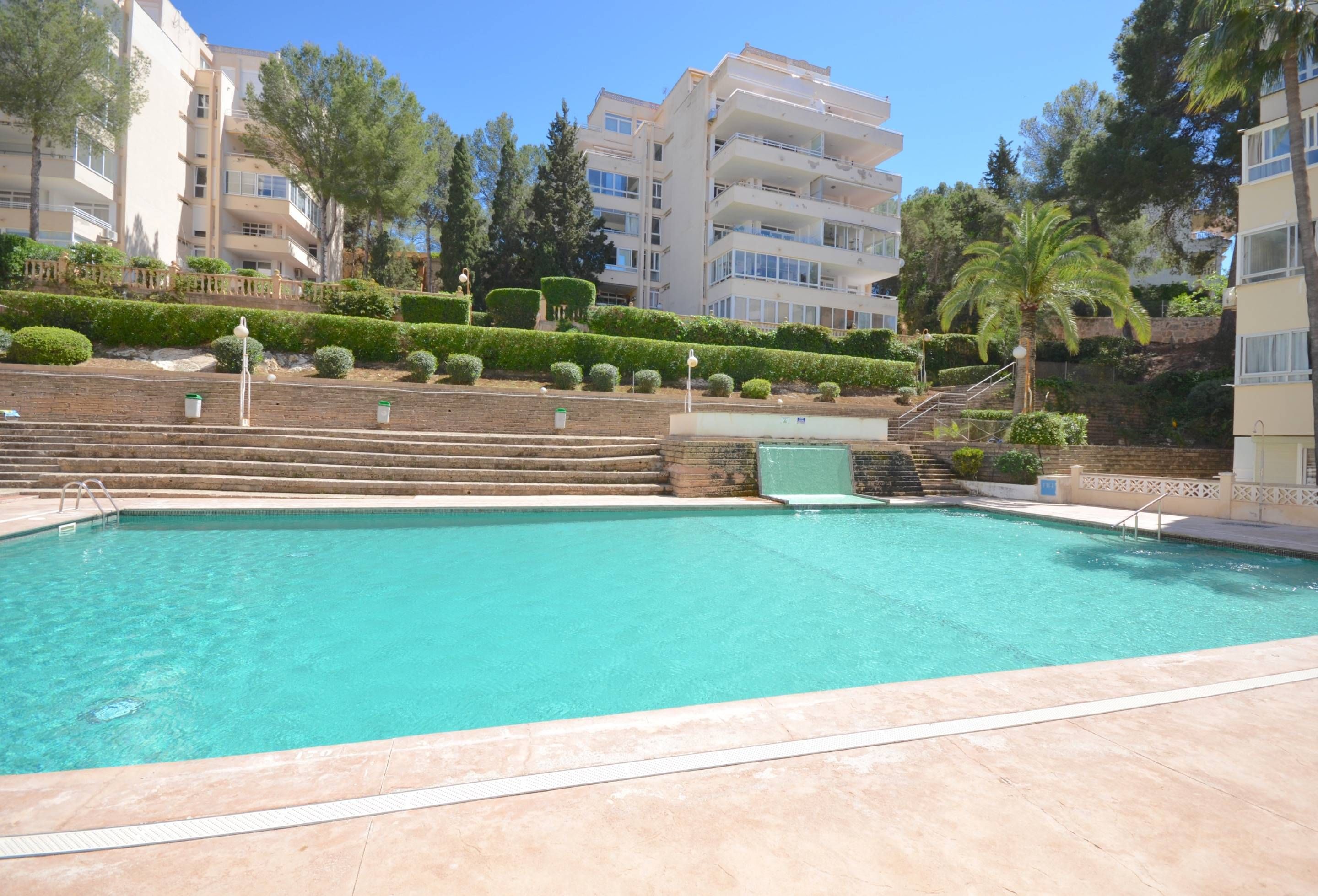 Swimming pool of Apartment for sale in Calvià  with Air Conditioner, Heating and Community pool