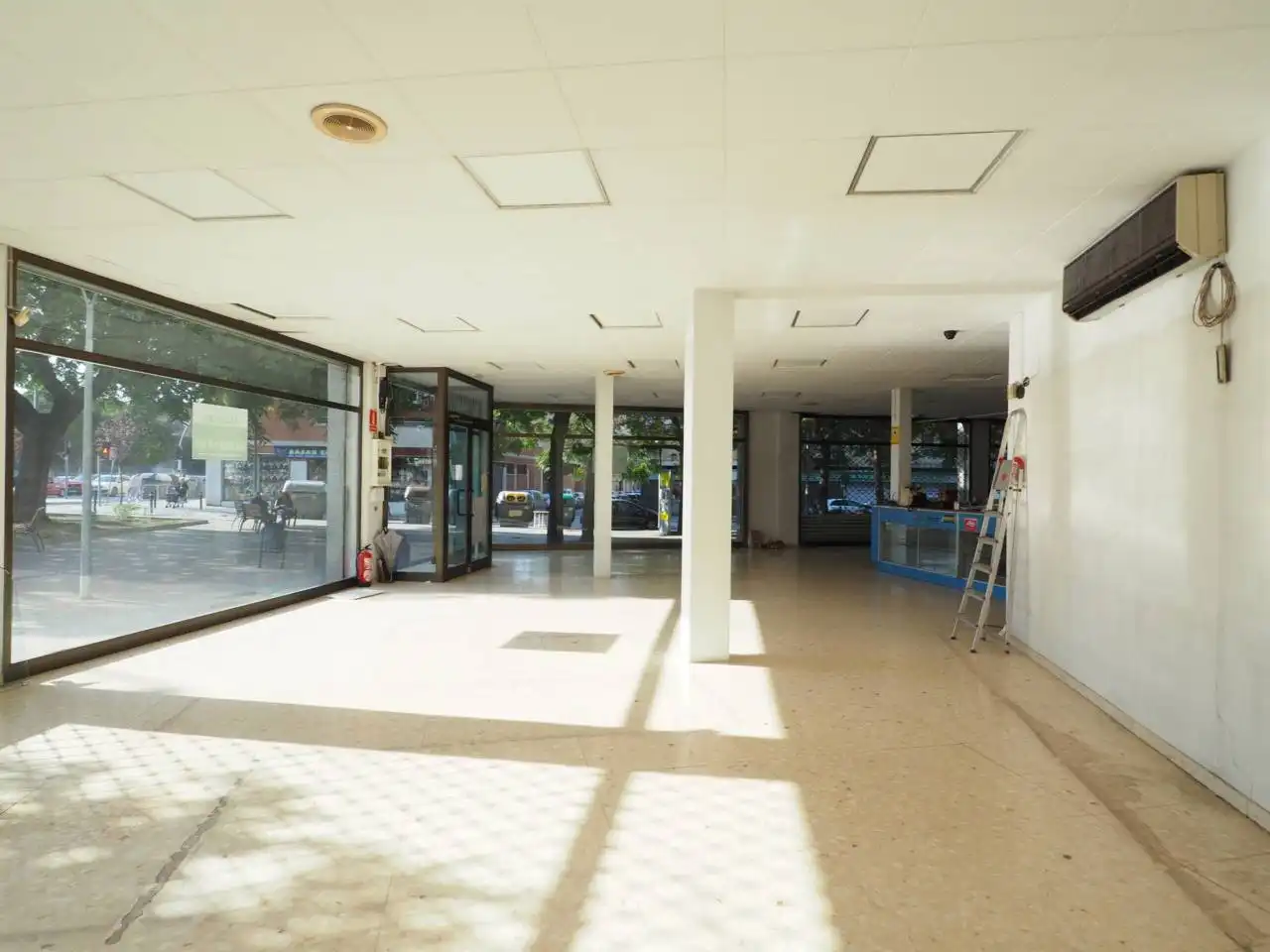 Local comercial de lloguer a Calle Camí Romà, imagen 5