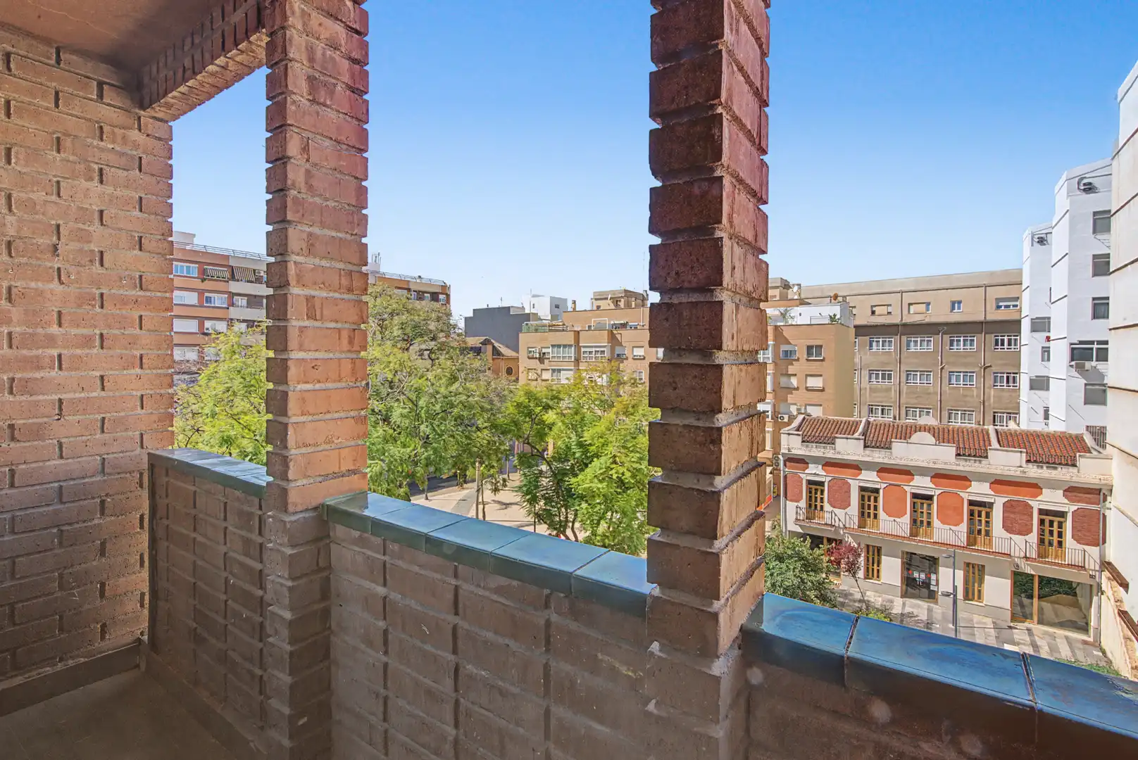 Balcony of Flat for sale in Valencia  with Air Conditioner and Terrace