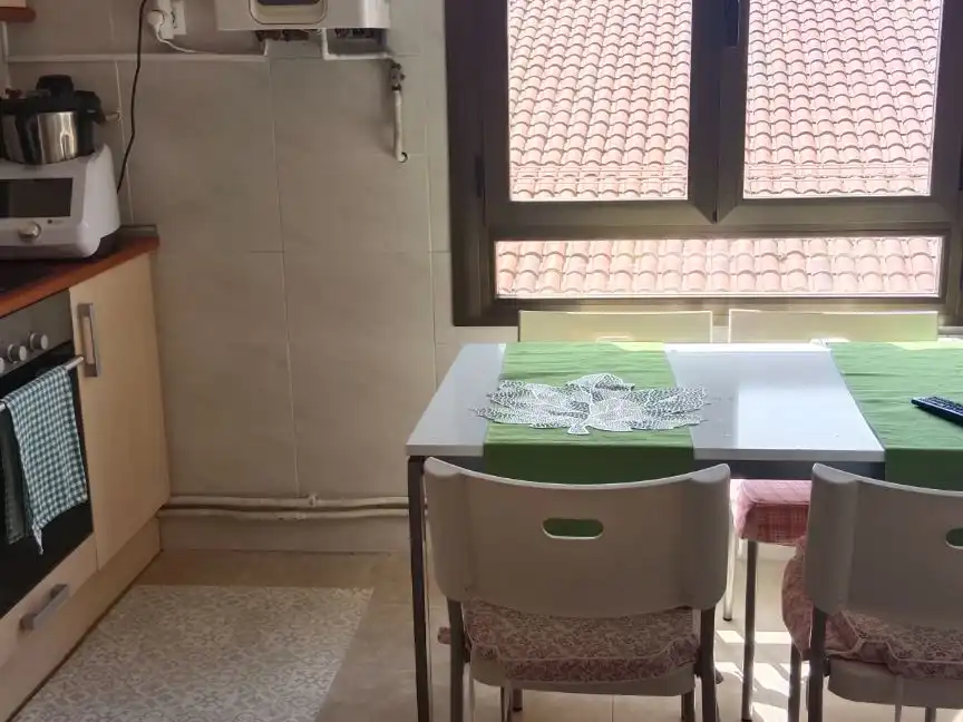 Comedor de Piso en venta en Tarazona con Aire acondicionado