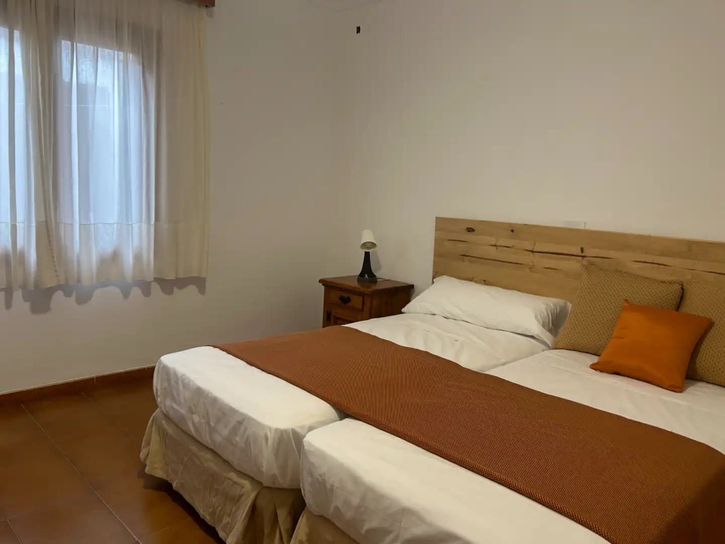 Habitación en Avinguda Santa Catalina Thomàs, Muro