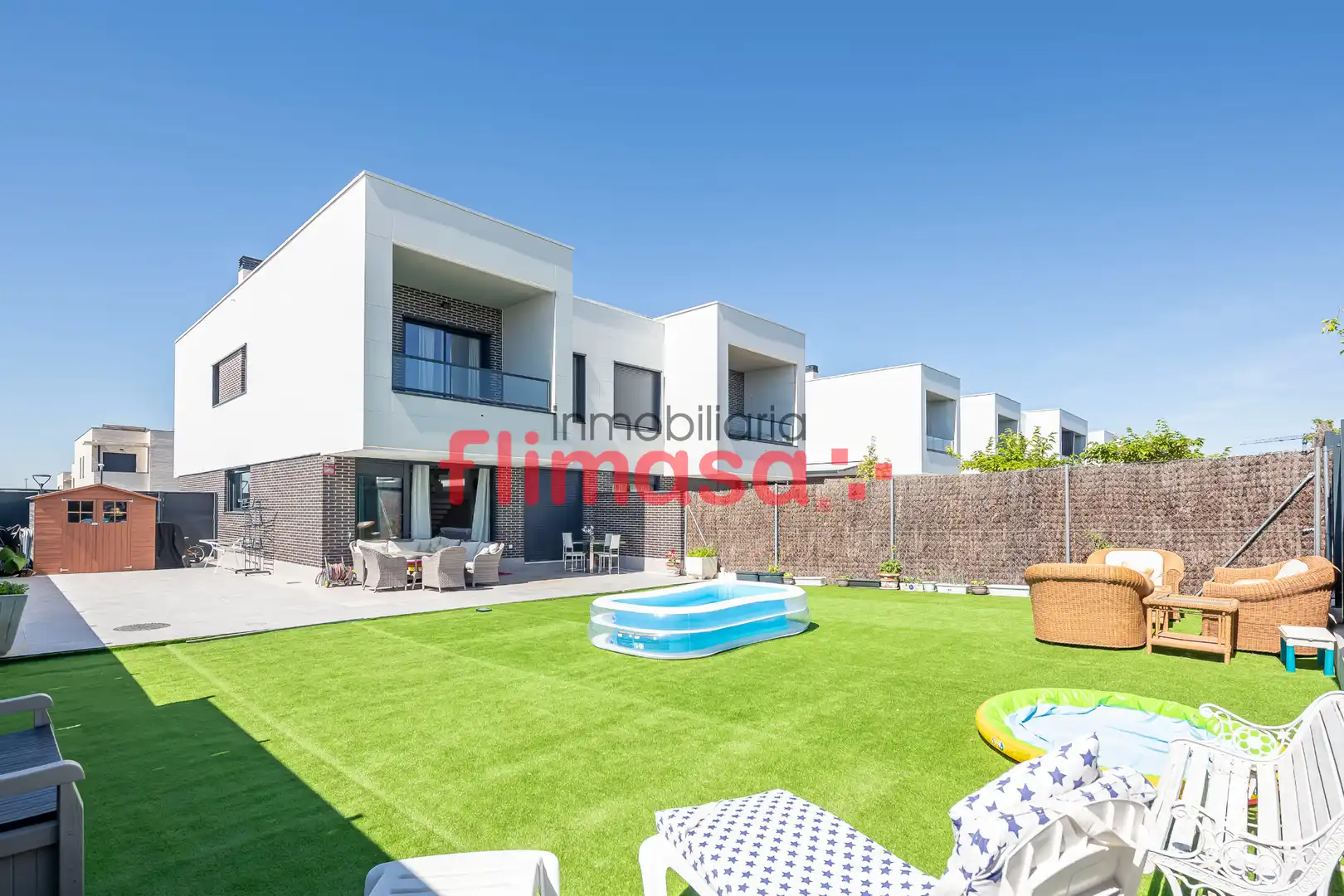 Terraza de Casa adosada en venta en Villaviciosa de Odón con Aire acondicionado, Calefacción y Jardín privado