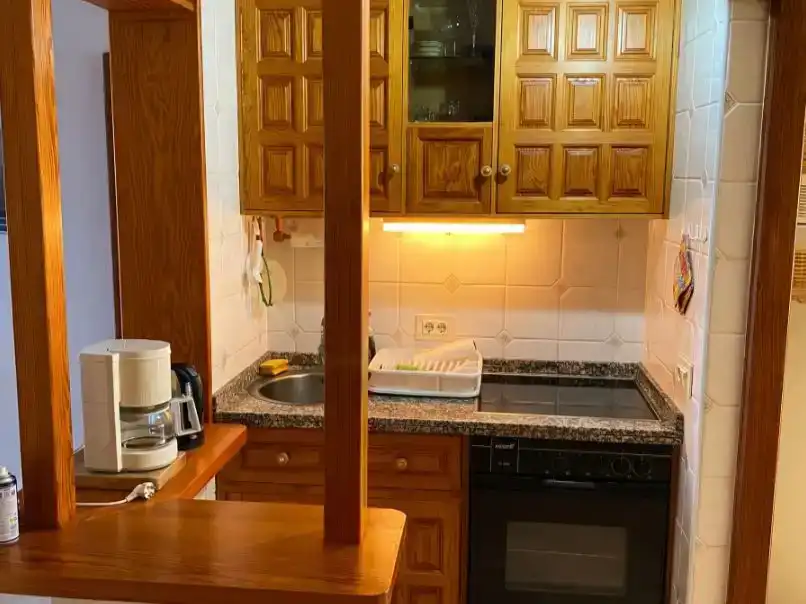 Küche von Wohnung zum Verkauf in Los Silos mit Schwimmbad und Balkon