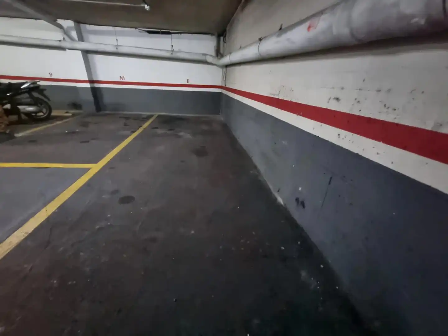Garage zum Verkauf in N/A, El Parc i la Llacuna del Poblenou
