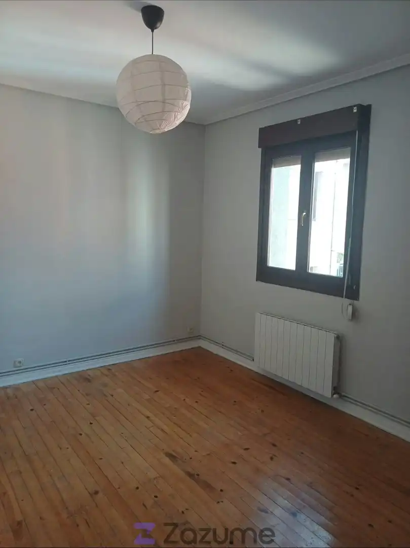 Flat with terrace to rent in Correos Kalea, imagen 3