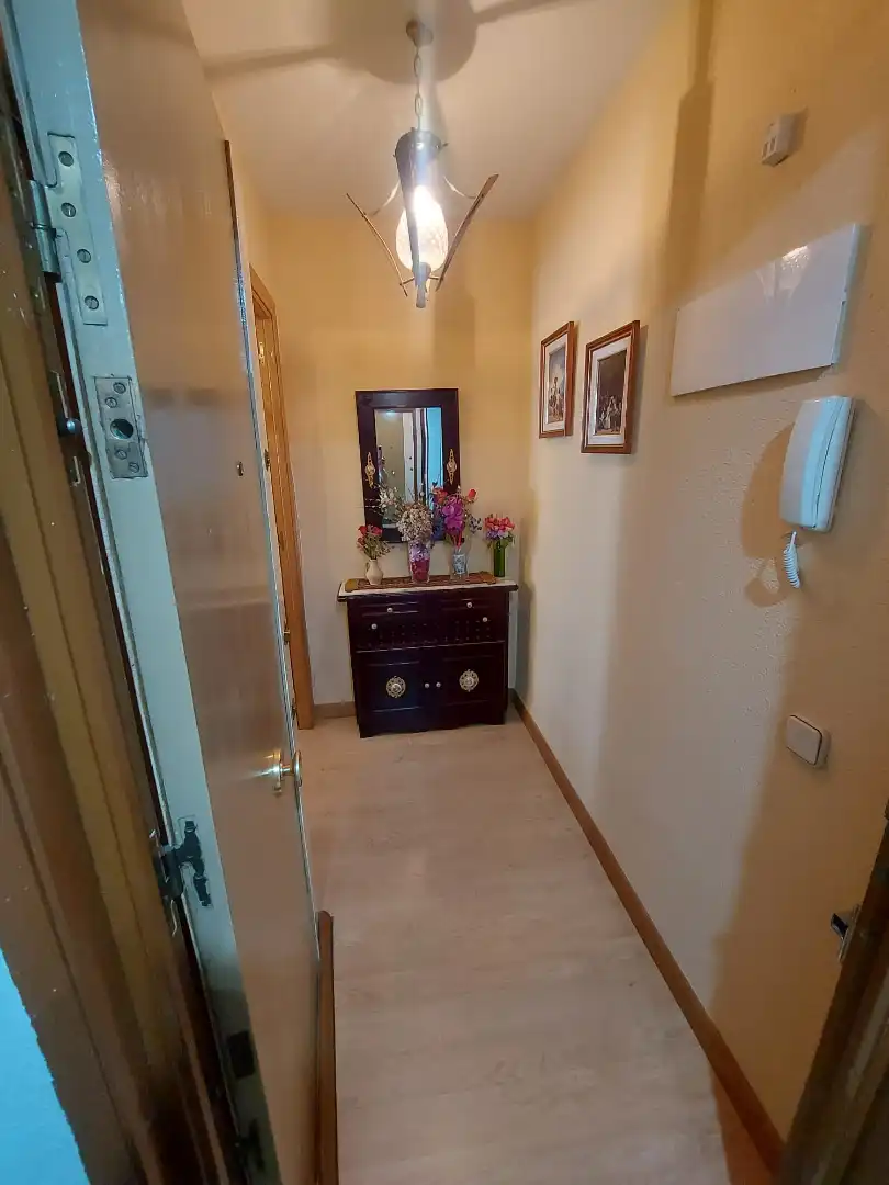 Piso en venta en Madrid con Calefacción, Terraza y Amueblado