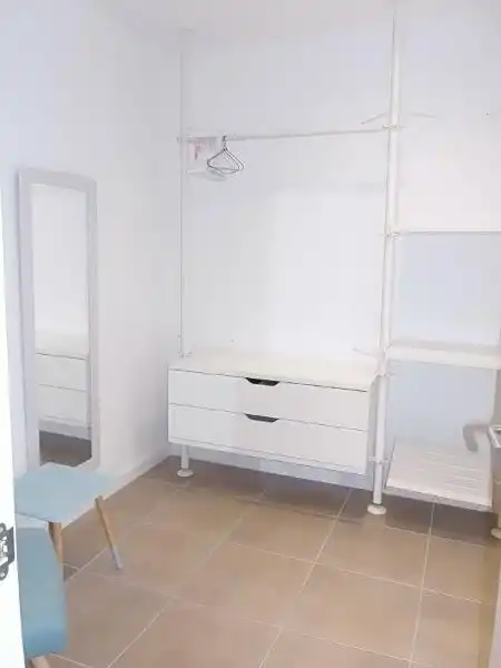 Dormitori de Pis de lloguer en  Palma de Mallorca amb Aire condicionat, Calefacció i Moblat