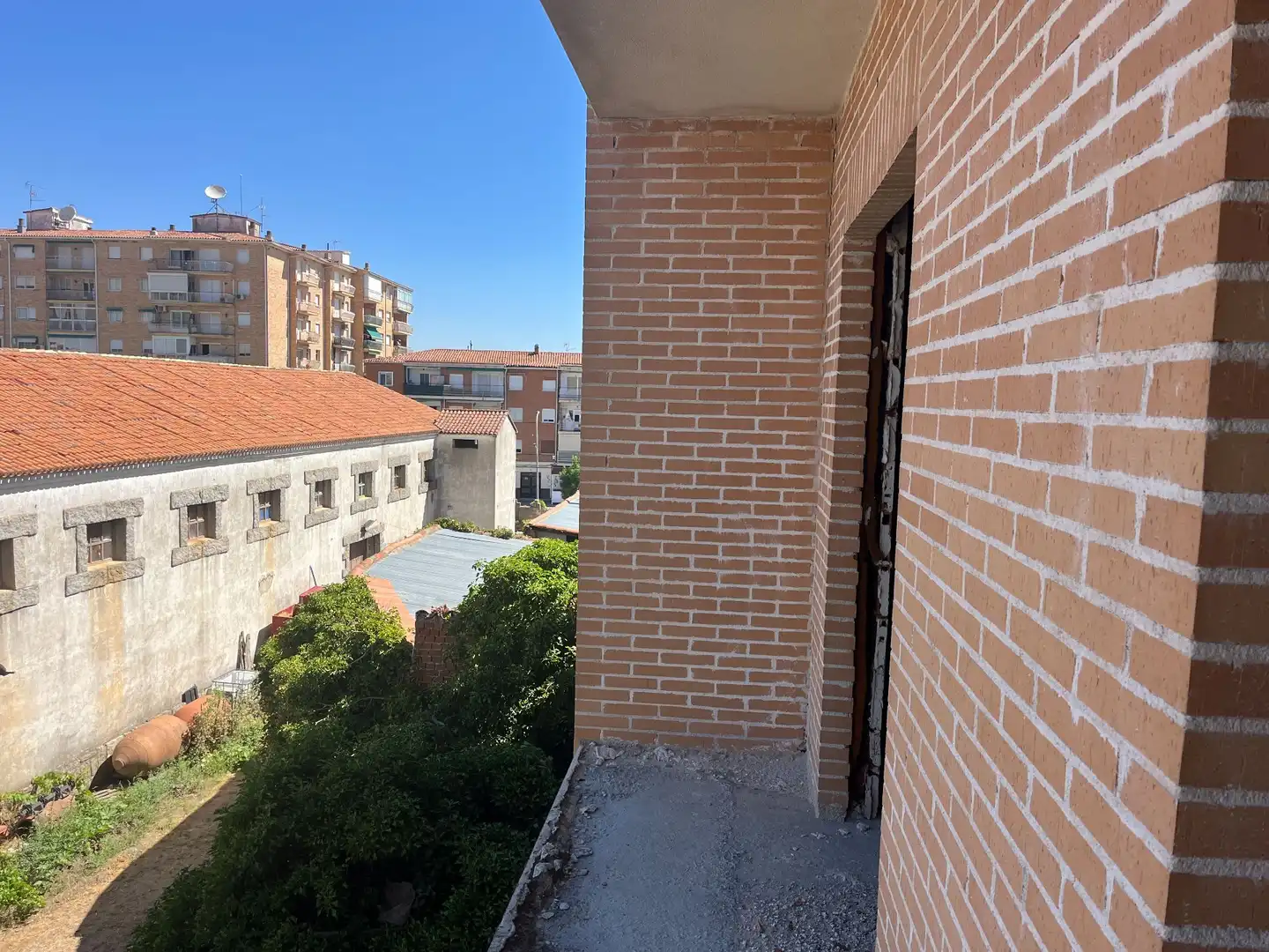 Balcony of Buildings for sale in El Tiemblo 