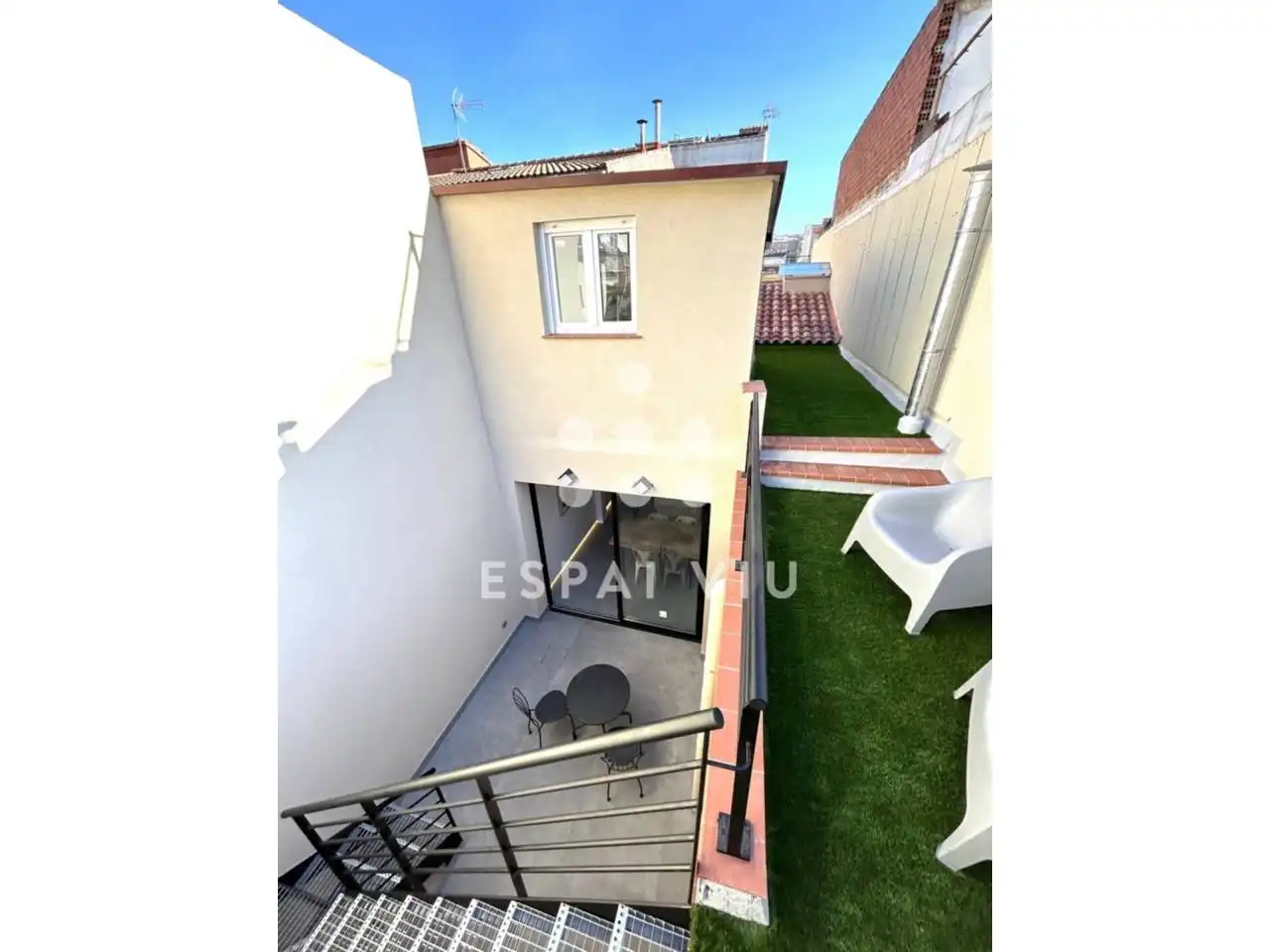 Terrasse von Haus oder Chalet zum Verkauf in Terrassa mit Klimaanlage, Heizung und Privatgarten