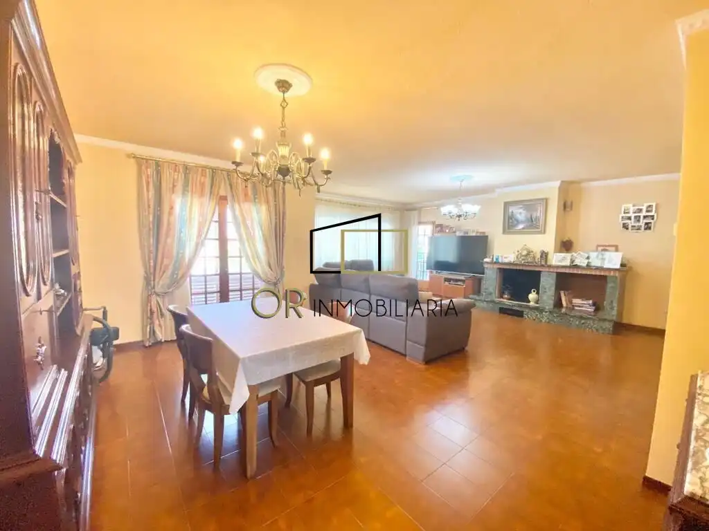 Casa con terraza en venta en Els Monjos, imagen 2